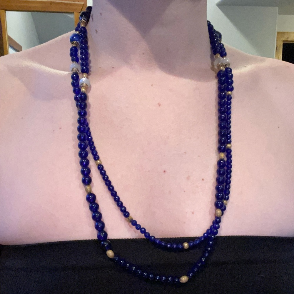 Assorted Luxury Necklaces - Picture 8 of 11